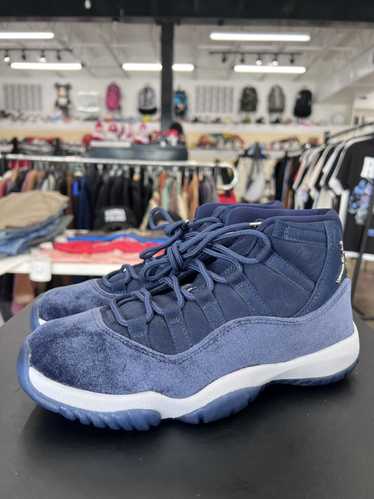 Jordan Brand Air Jordan 11 Midnight Navy Sz. 8W/6.