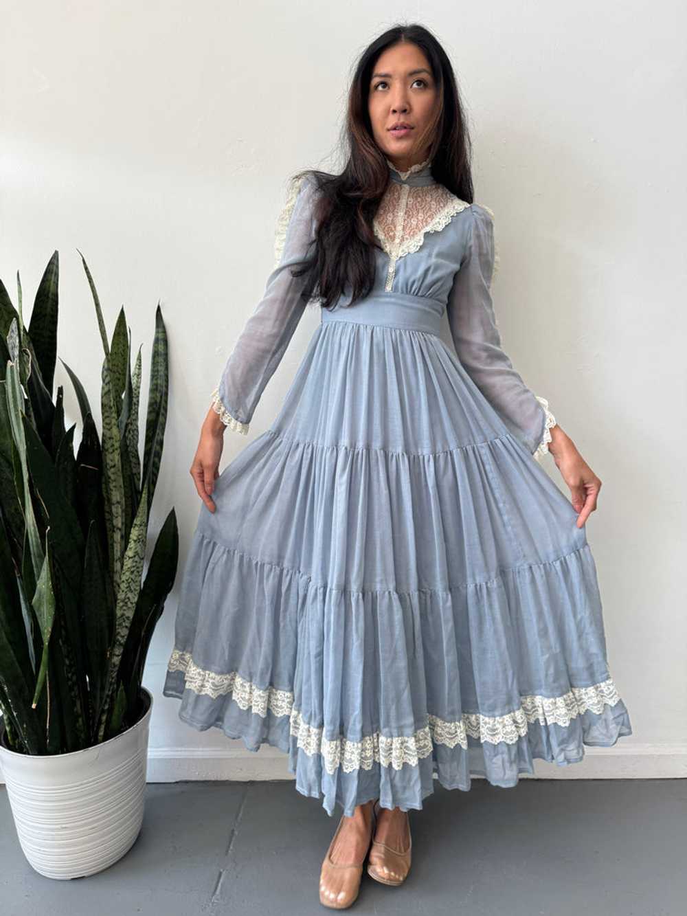 Vintage Gunne sax Dress - image 2