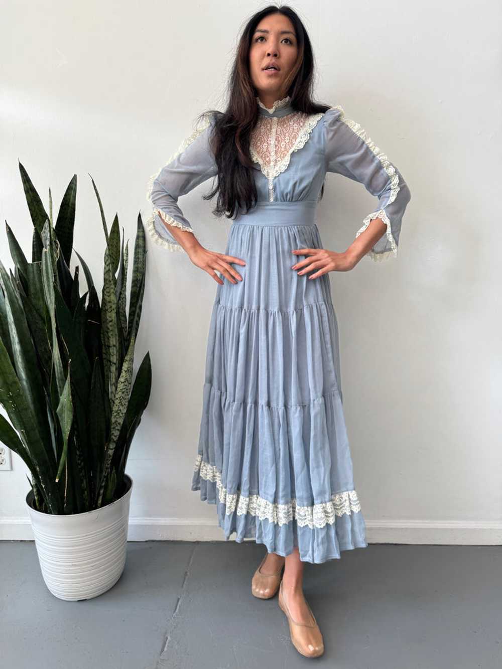 Vintage Gunne sax Dress - image 3