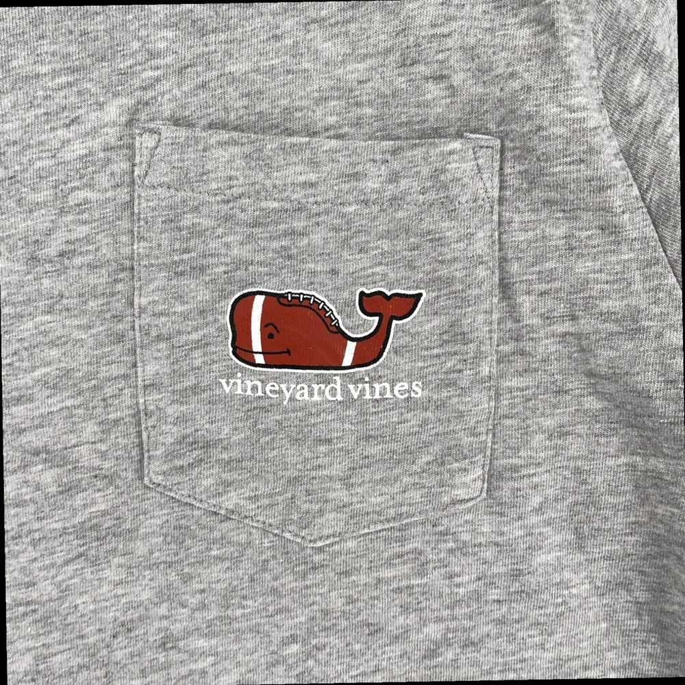 Vineyard Vines Vineyard Vines Youth Football Grap… - image 3