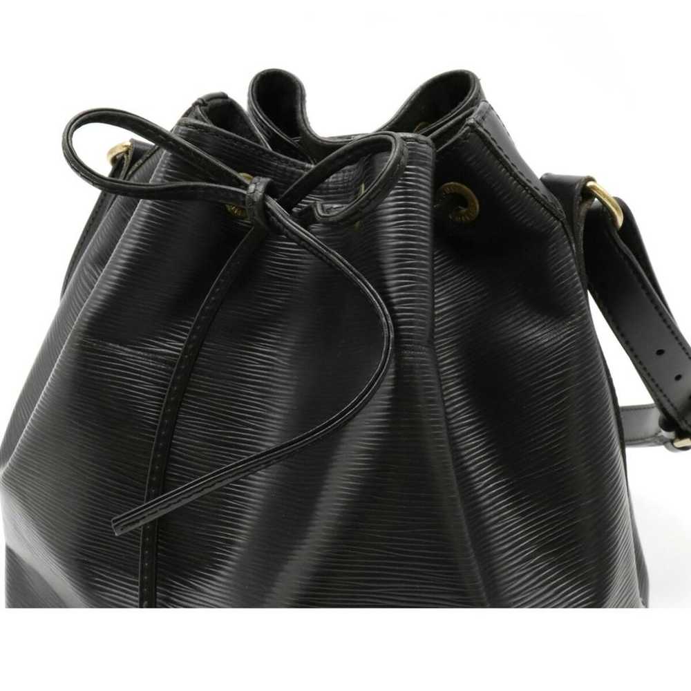 Louis Vuitton Noé leather handbag - image 6