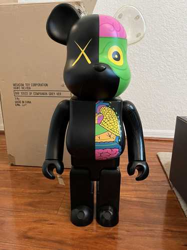 Kaws × Medicom Bearbrick Kaws x Medicom Bearbrick 