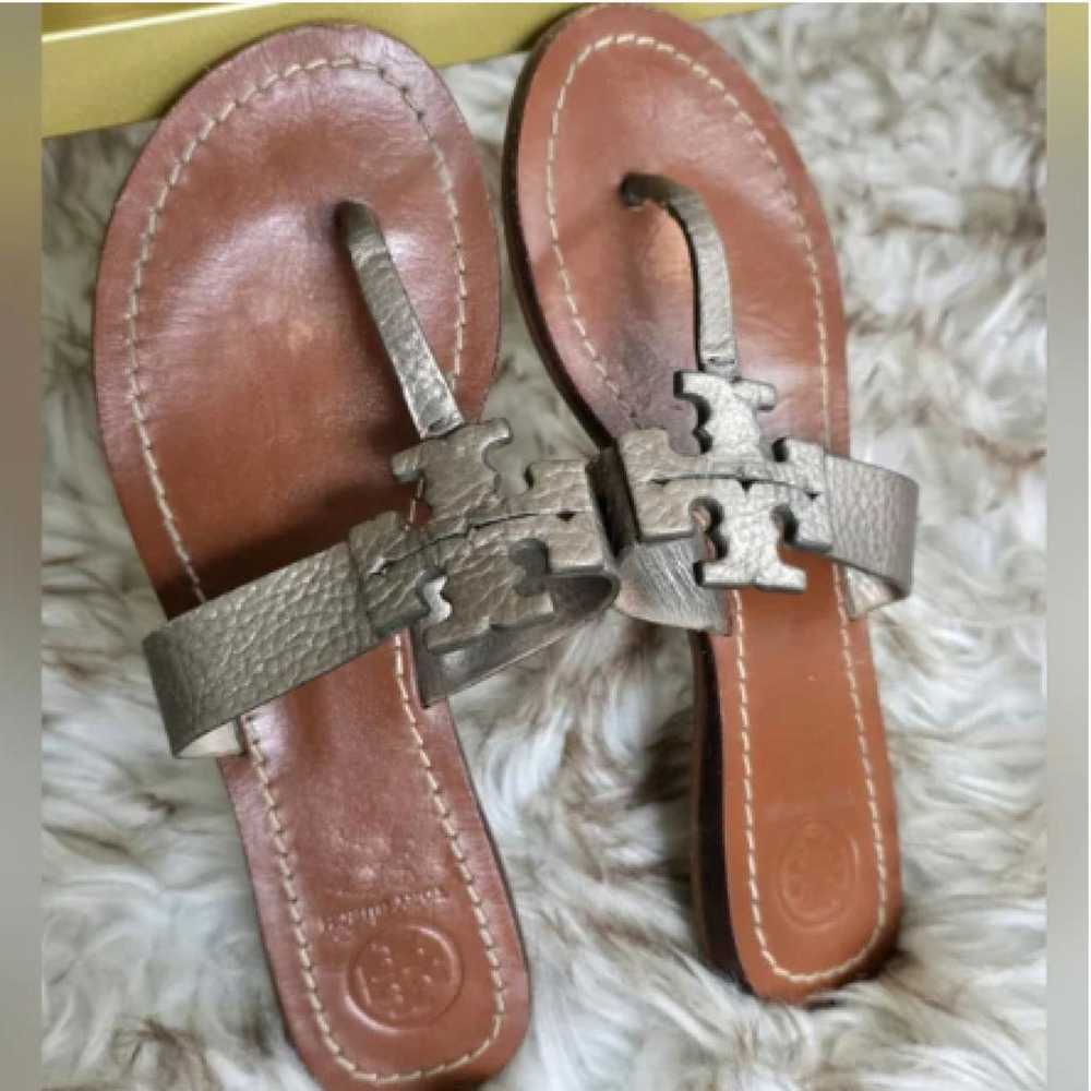 Tory Burch Leather sandal - image 9