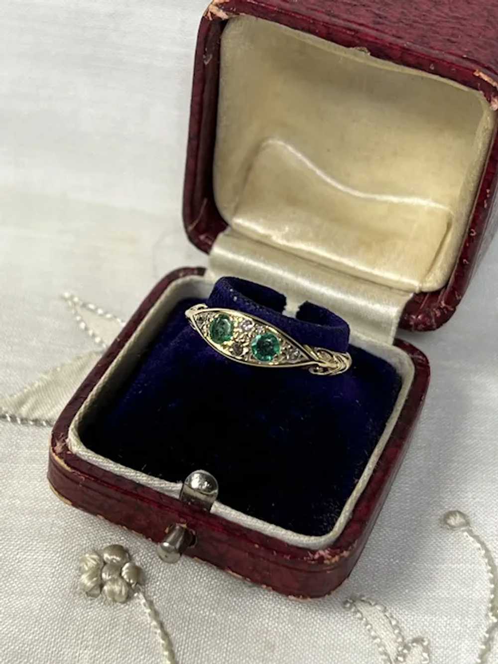 Vintage Emerald & Diamond 18 KT Gold Dress Ring - image 10