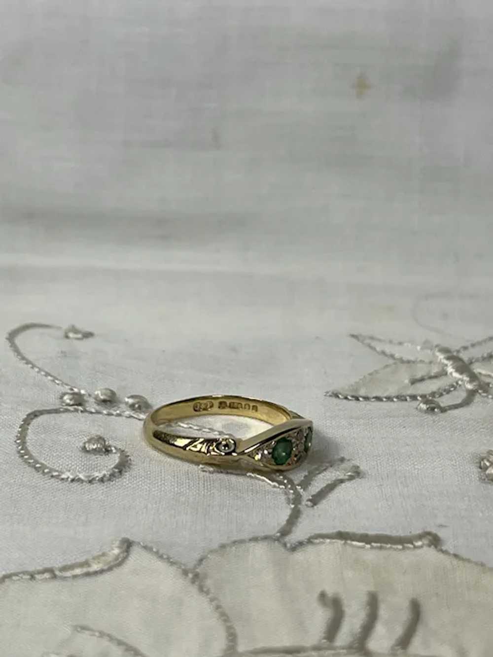 Vintage Emerald & Diamond 18 KT Gold Dress Ring - image 4