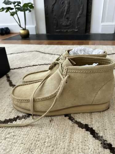 Clarks Clarks Wallabee Boot OG maple suede