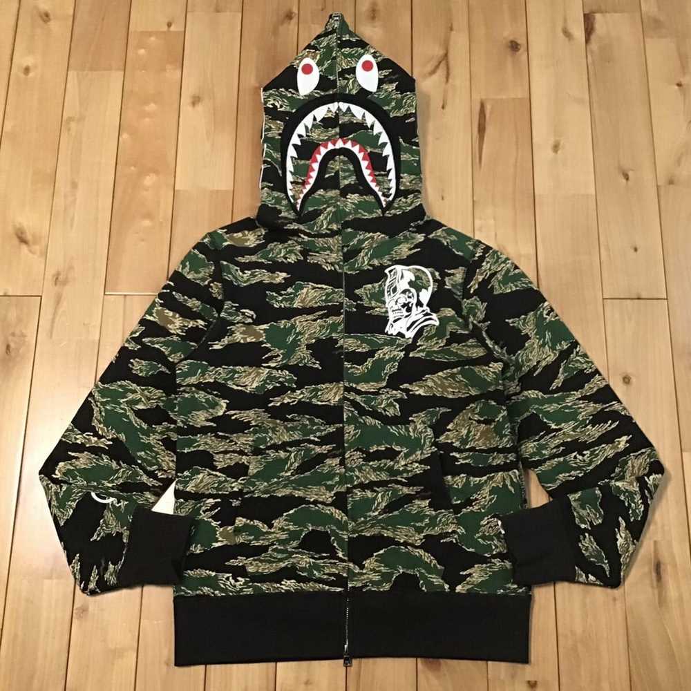 Bape URSUS BAPE Tiger camo shark full zip hoodie … - image 2