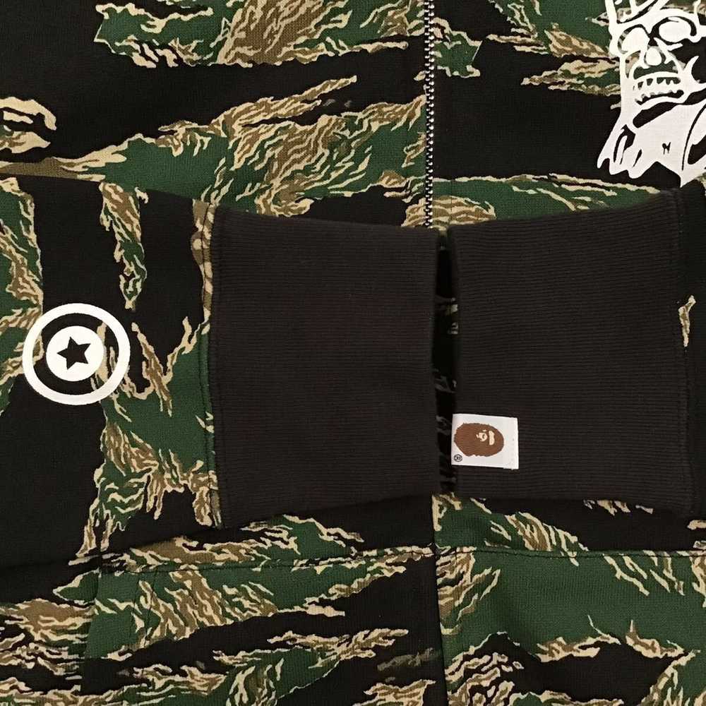 Bape URSUS BAPE Tiger camo shark full zip hoodie … - image 8