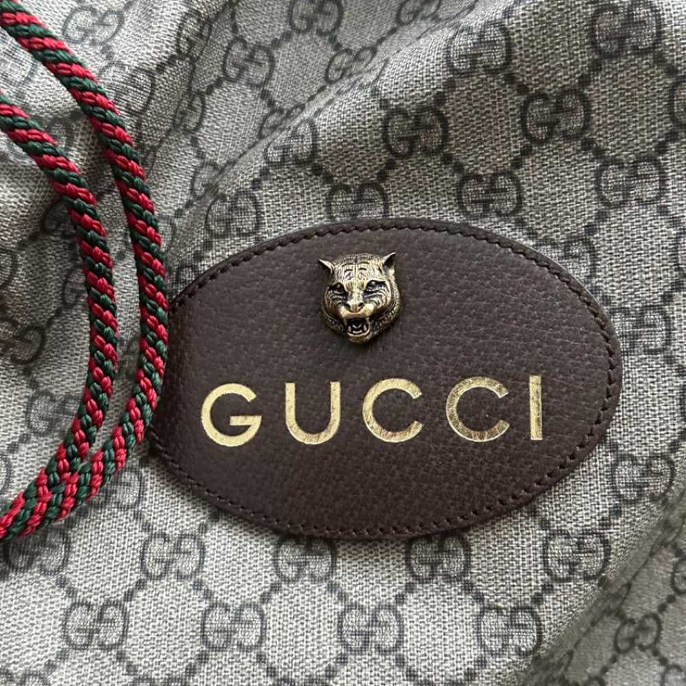 GUCCI GG Supreme x Leather Drawstring Backpack - image 4