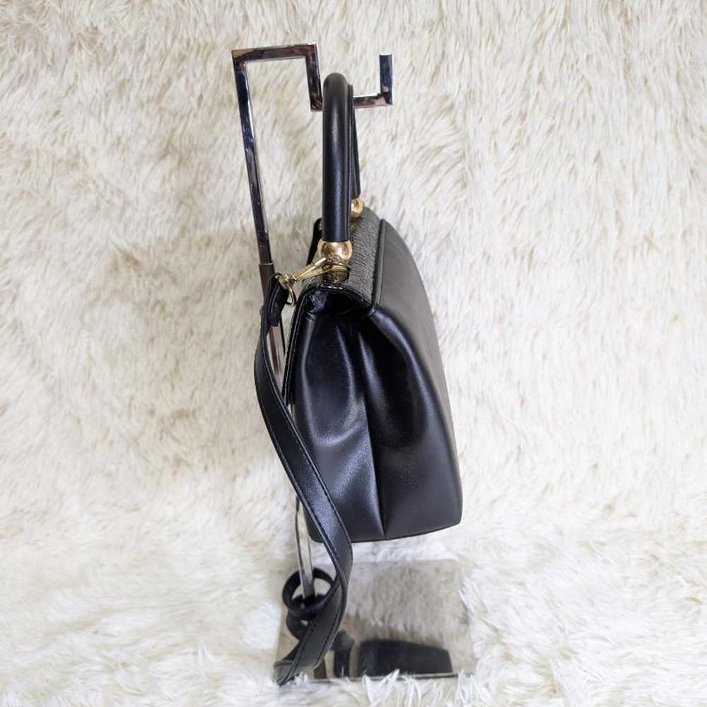 Shoulder bag black glossy soft 2WAY made in Japan. - image 4