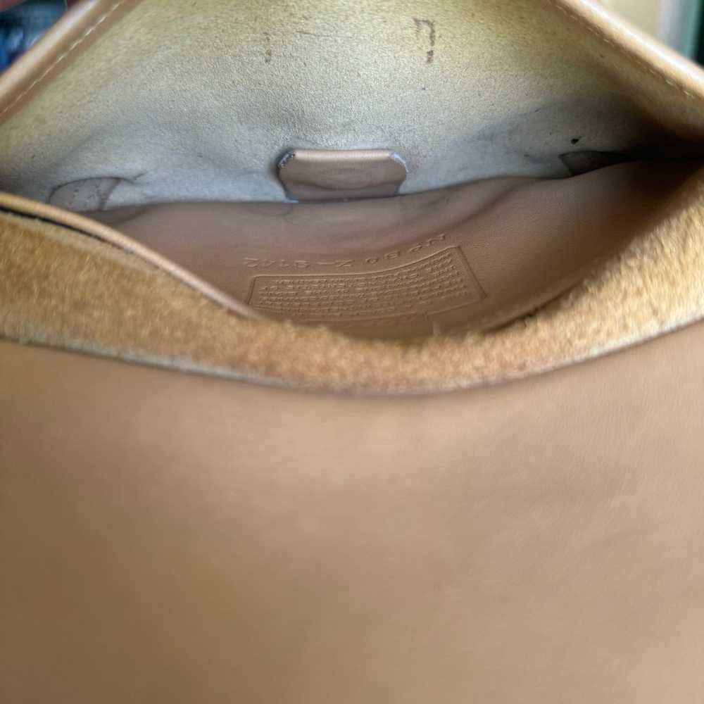 Vintage Coach British Tan Small Hippie Slim Bag 9… - image 8