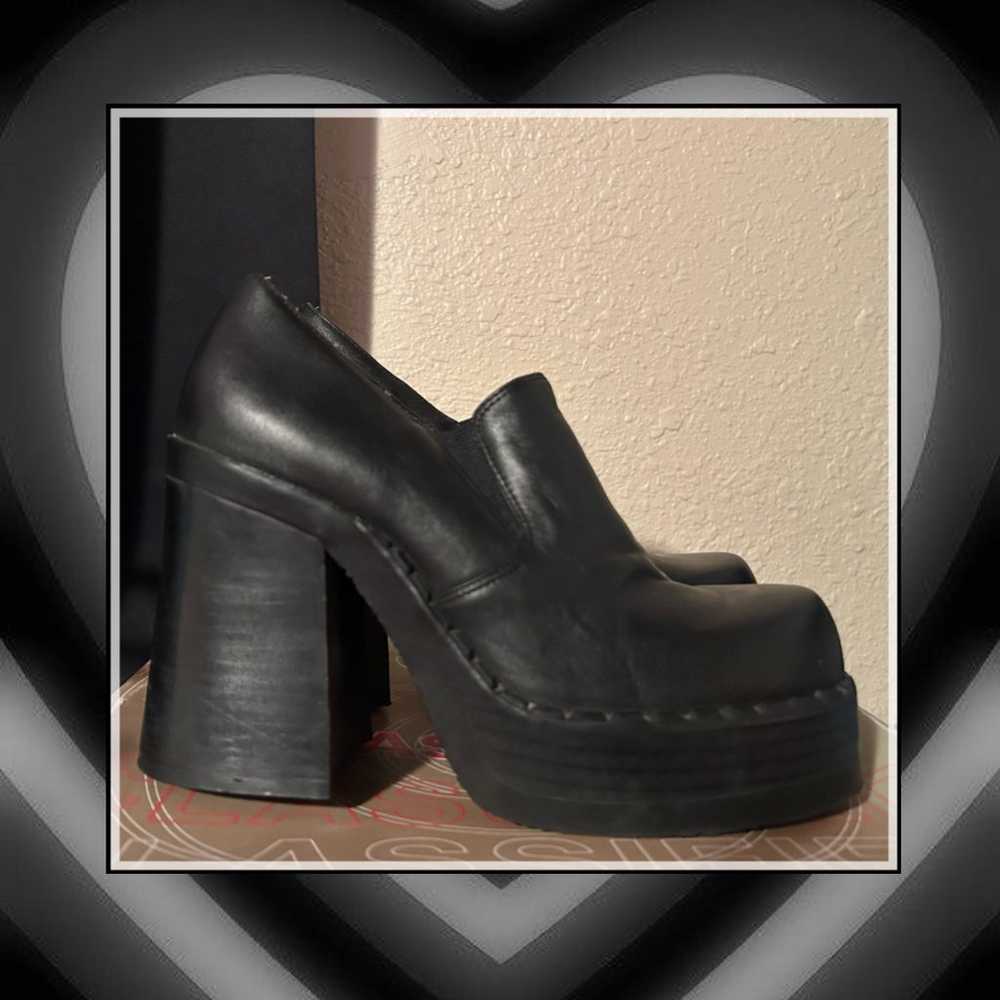 Vintage 90s Y2K Chunky Platforms - image 1