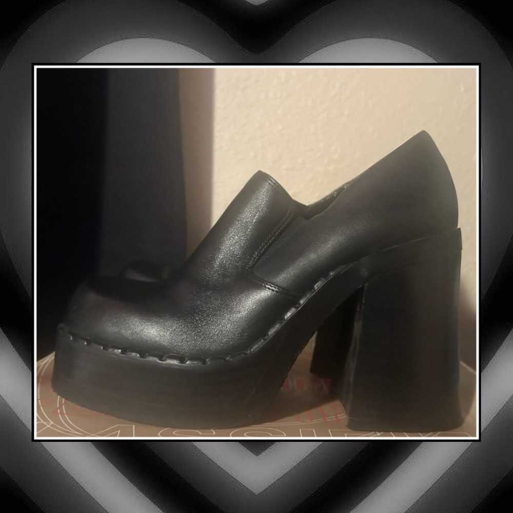 Vintage 90s Y2K Chunky Platforms - image 3