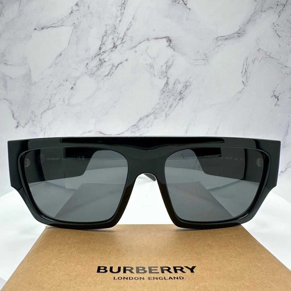 Burberry Sunglasses - image 3