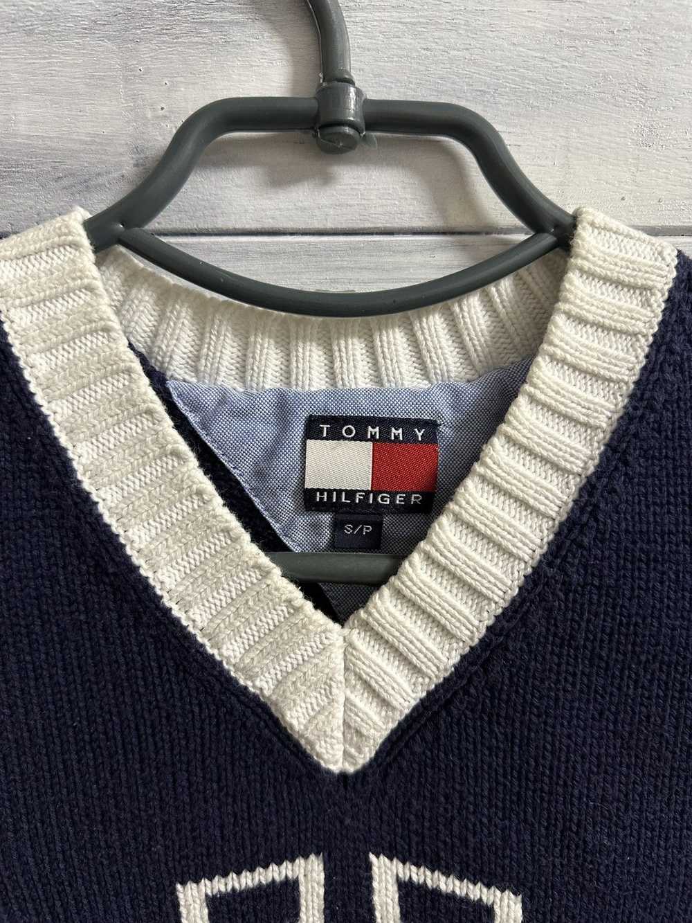 American College × Luxury × Tommy Hilfiger Rare V… - image 5