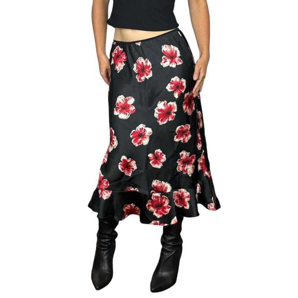 2000s Floral Satin Midi Skirt (M) - image 1