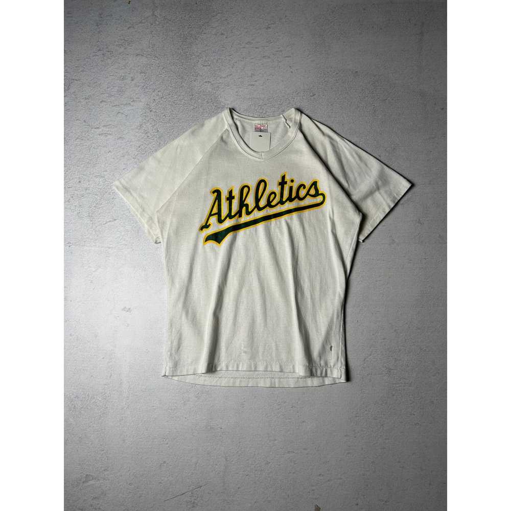 MLB Vintage 90s MLB Oakland Athletics T-Shirt - M… - image 1