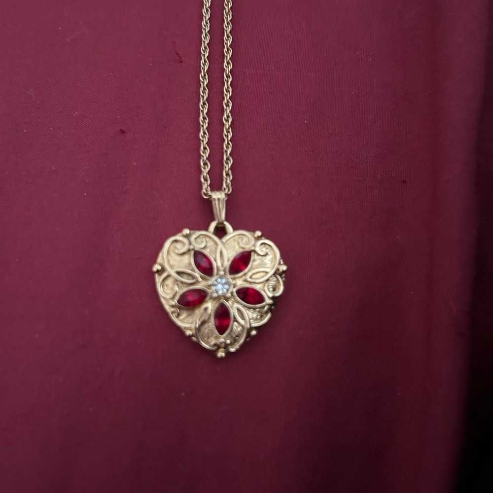 Vintage Avon Heart necklace - image 1