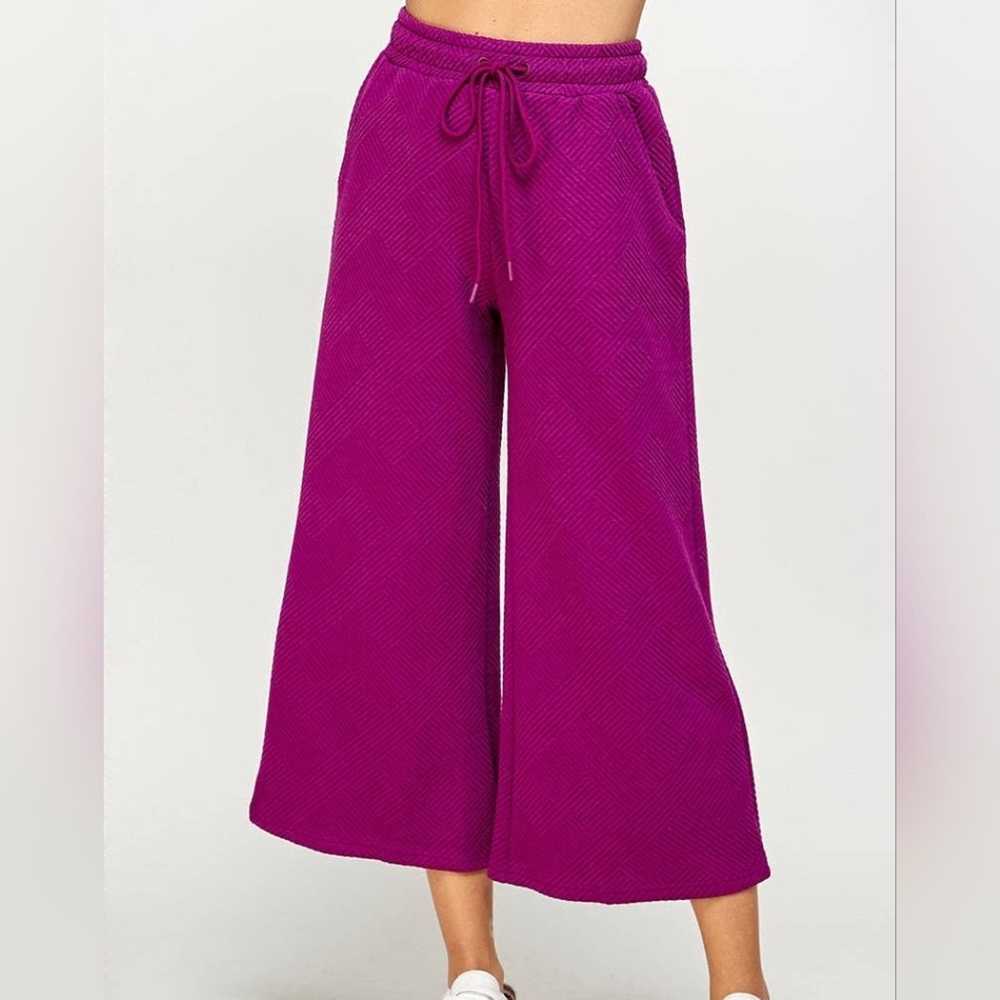 See N Be Seen + Textured Soft Cropped Wide Pants … - image 1