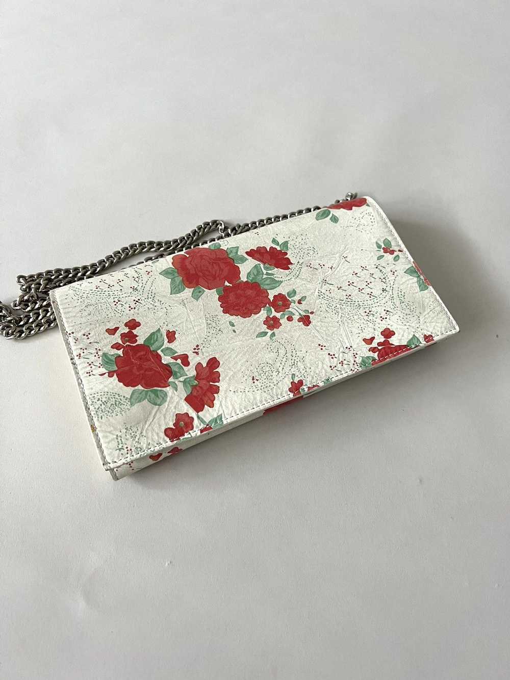 Vetements Vetements White Floral Print Clutch on … - image 4