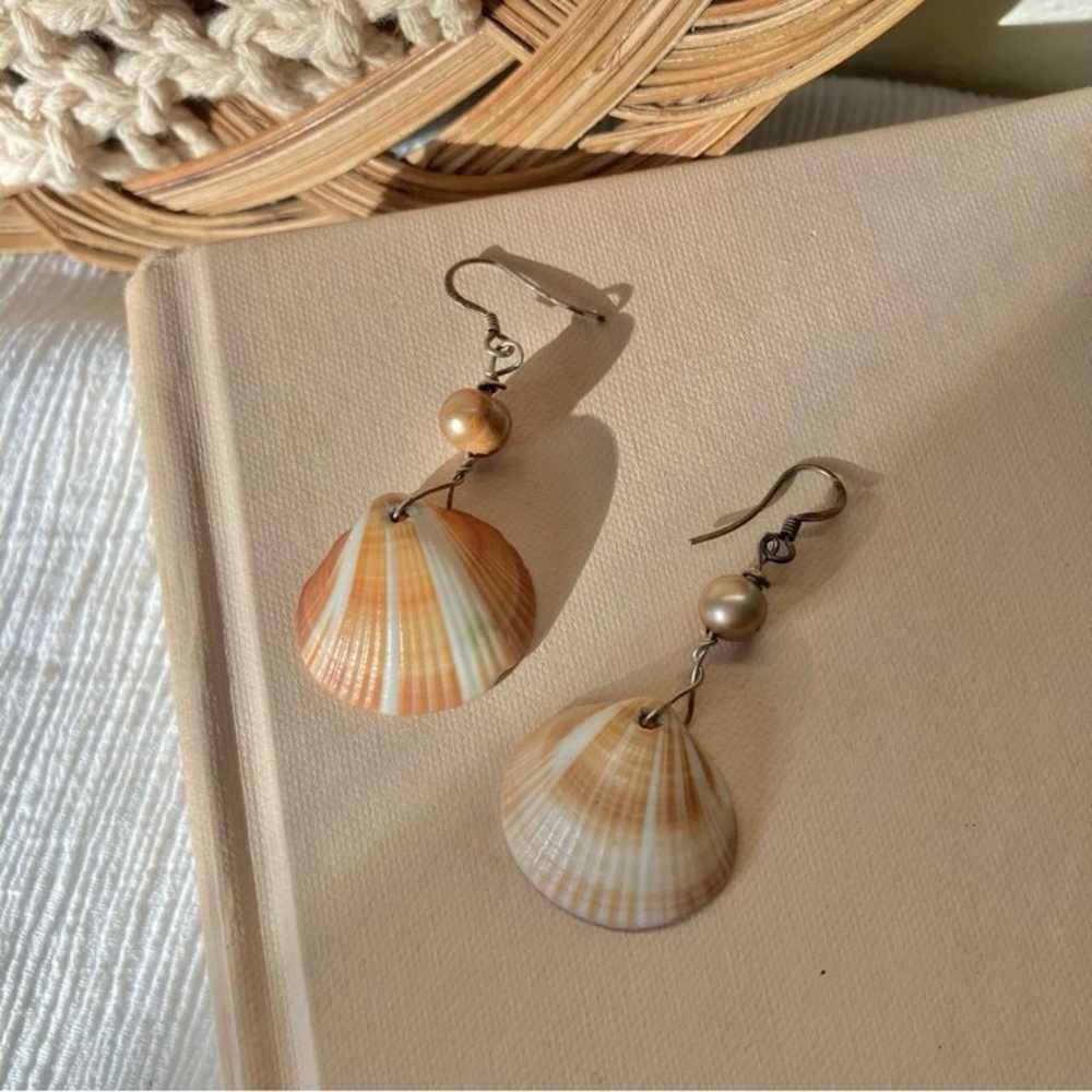 Vintage Clam Seashell Dangle Earrings “Perpetua” … - image 1