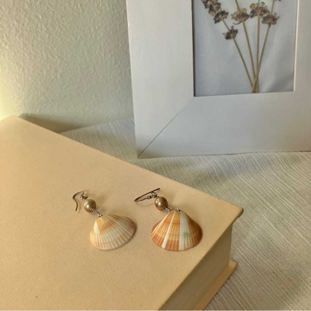 Vintage Clam Seashell Dangle Earrings “Perpetua” … - image 3