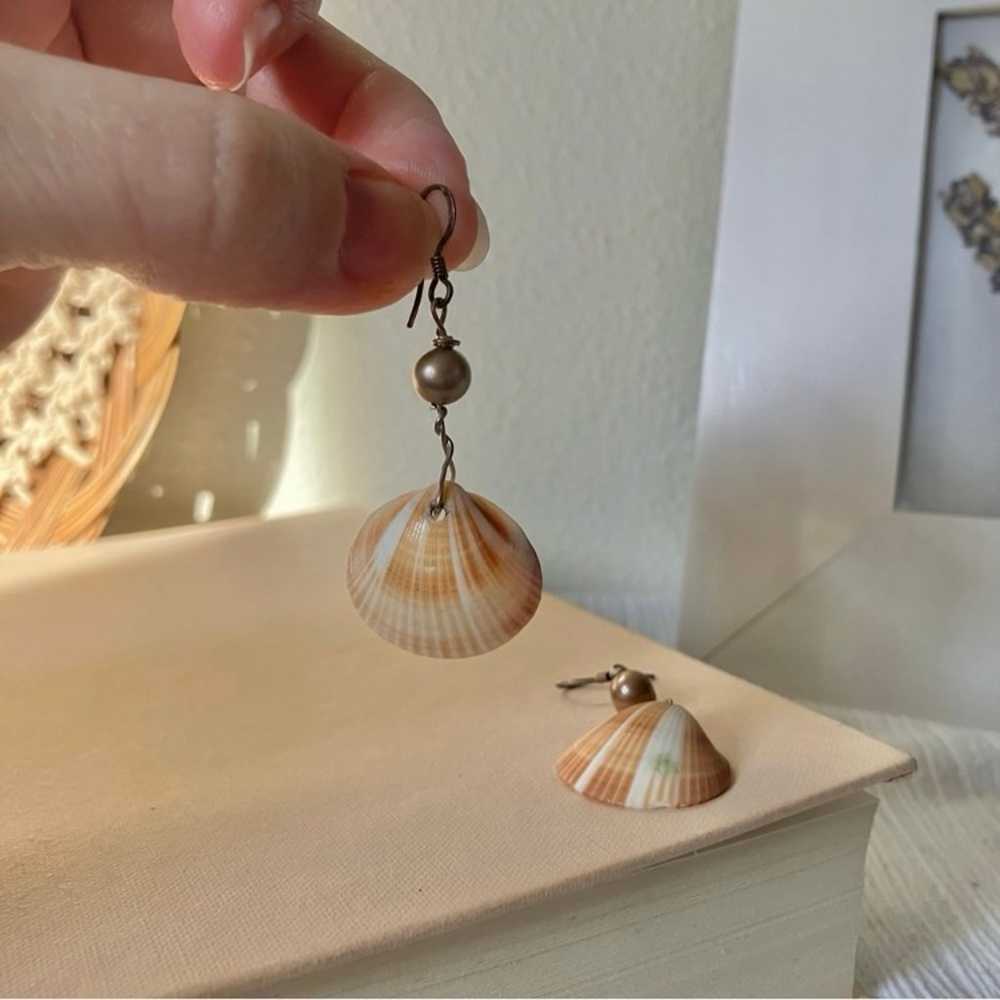 Vintage Clam Seashell Dangle Earrings “Perpetua” … - image 5