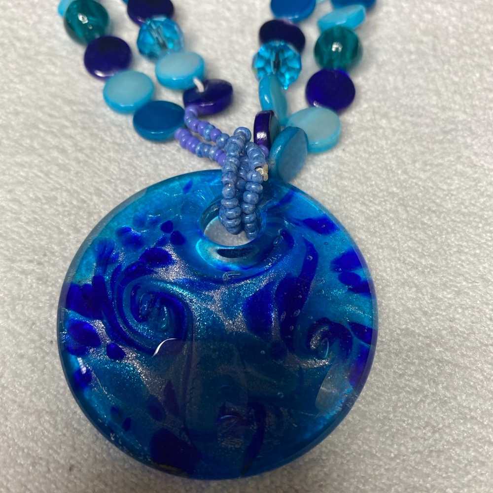 vintage art glass necklace in in a Lovely Blue co… - image 2