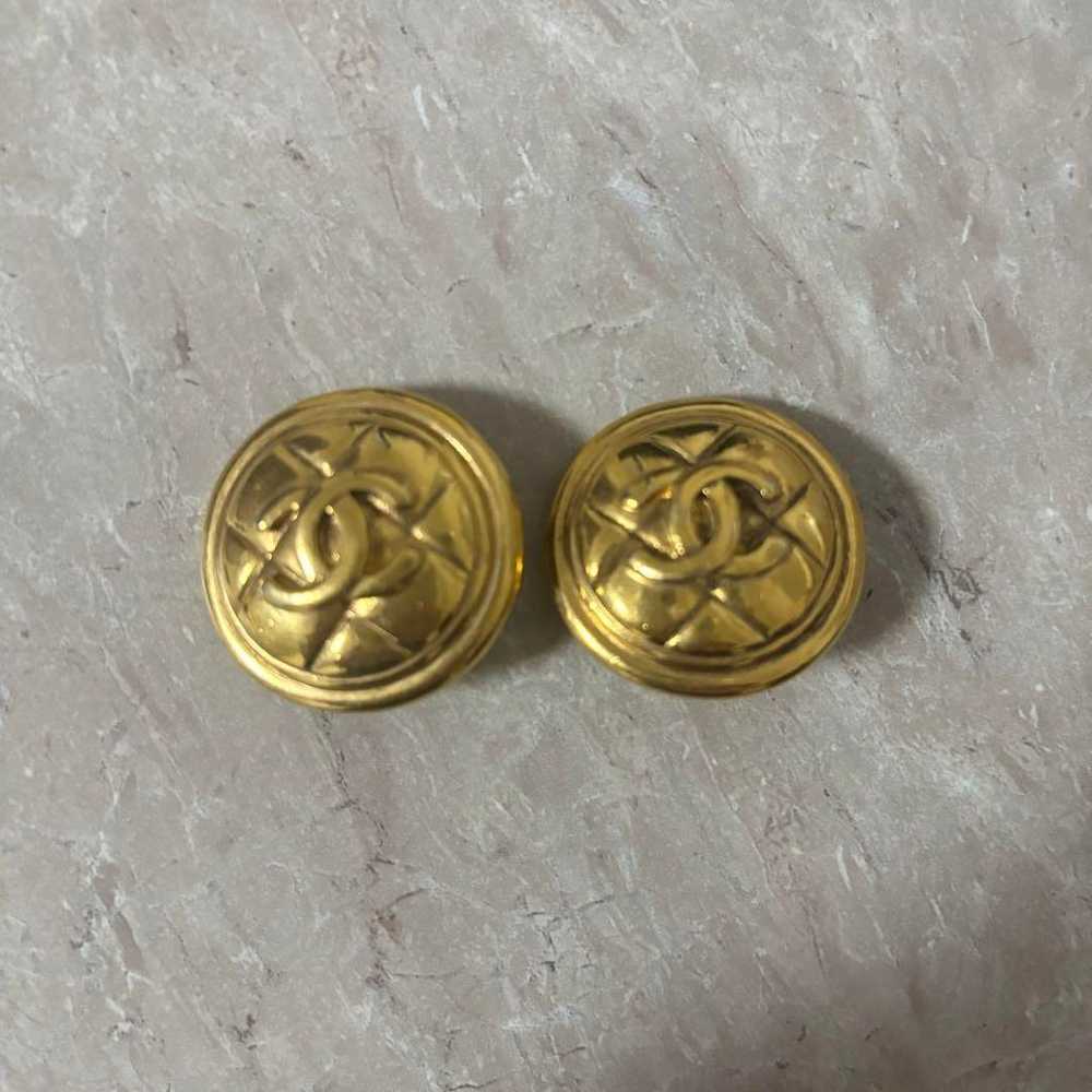 CHANEL Large Gold Earrings Vintage Logo Rare - image 4