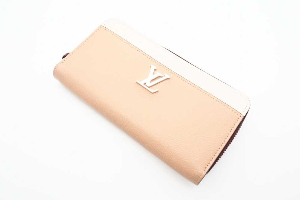 Louis Vuitton Zippy Wallet M67540 Lock Me Rose So… - image 1