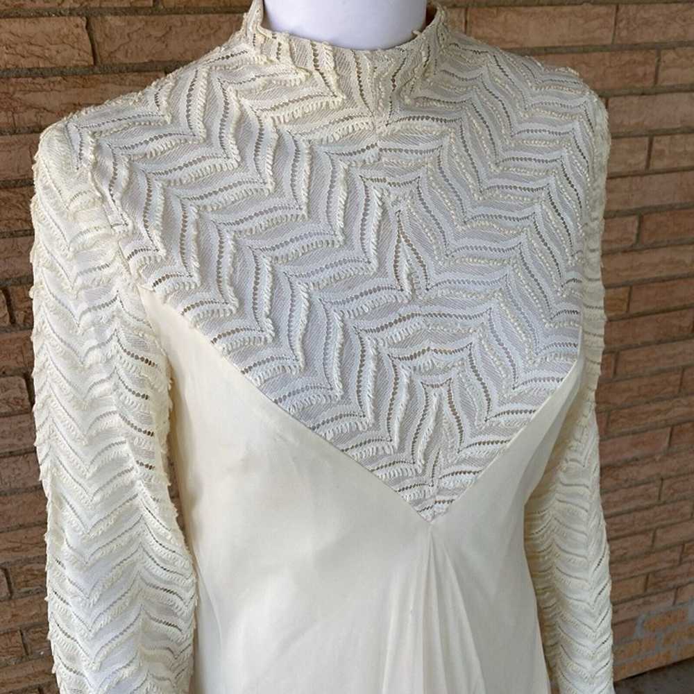 60s 70s Cream High Neck Fringe Lace Chiffon Layer… - image 3