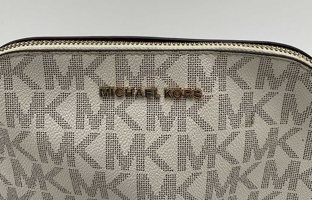 Michael Kors Signature Small Zip Crossbody Bag W/… - image 3