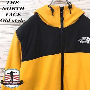 "Rare Color" The North Face Zip-Up Hoodie M Embroi