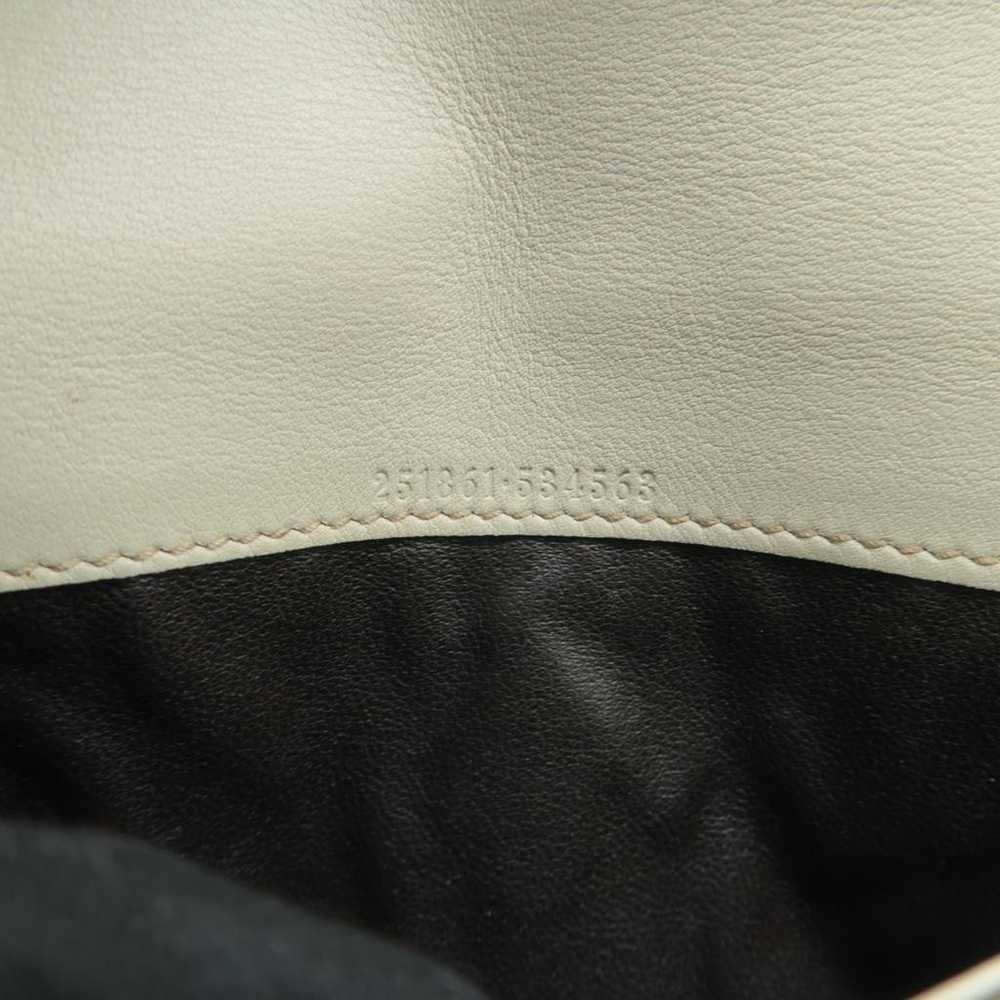 Gucci Leather purse - image 9