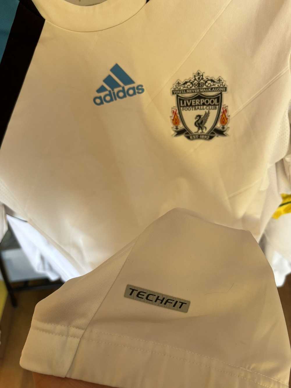 Adidas Liverpool FC 2011 techfit match jersey Eng… - image 5