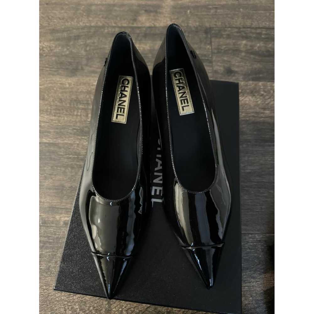 Chanel Patent leather flats - image 10