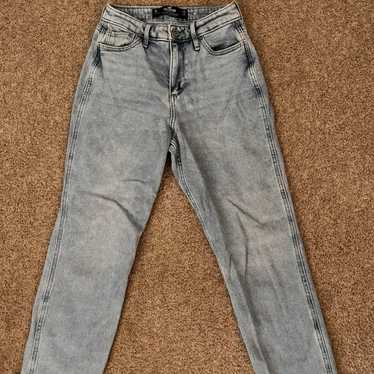 Hollister Curvy High - Rise Mom Jean Hollister Vin