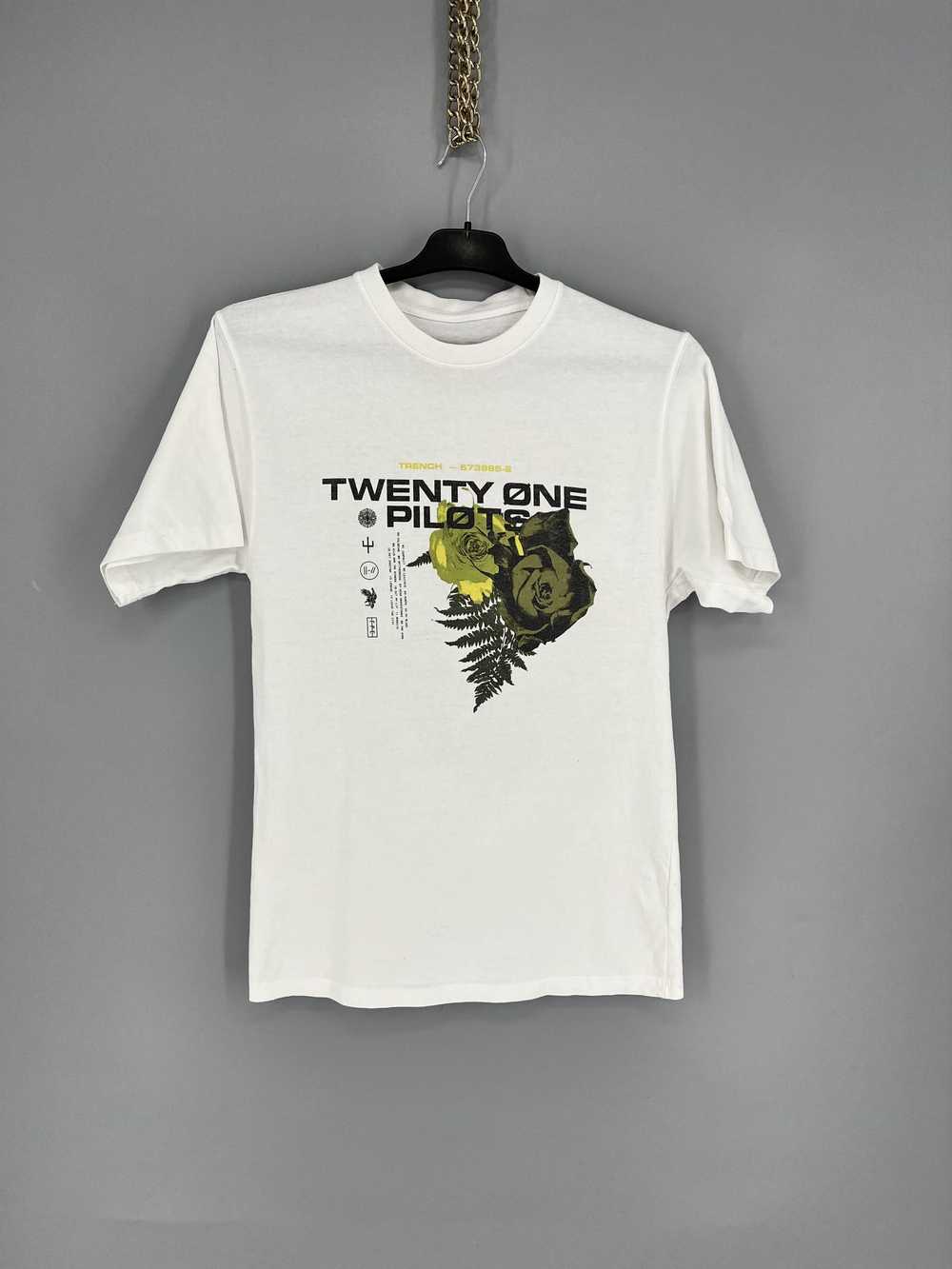 Band Tees × Streetwear × Vintage Vintage Y2K Twen… - image 2