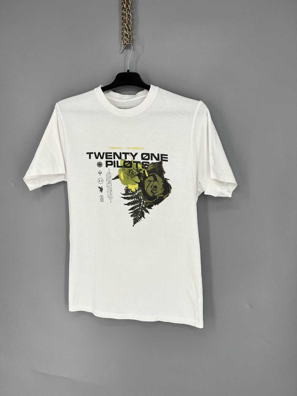 Band Tees × Streetwear × Vintage Vintage Y2K Twen… - image 4