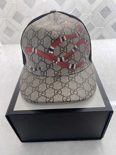 Gucci Gucci Kingsnake GG Supreme Monogram Trucker 