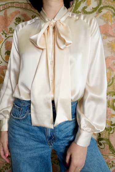 Cream Silk Pussybow Blouse, M-L