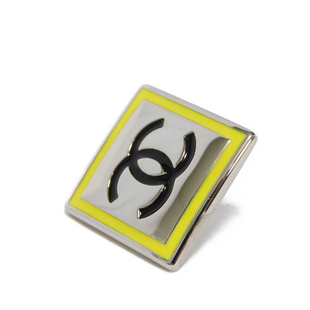 CHANEL Brooch Enamel x Metal yellow CC mark Squar… - image 5