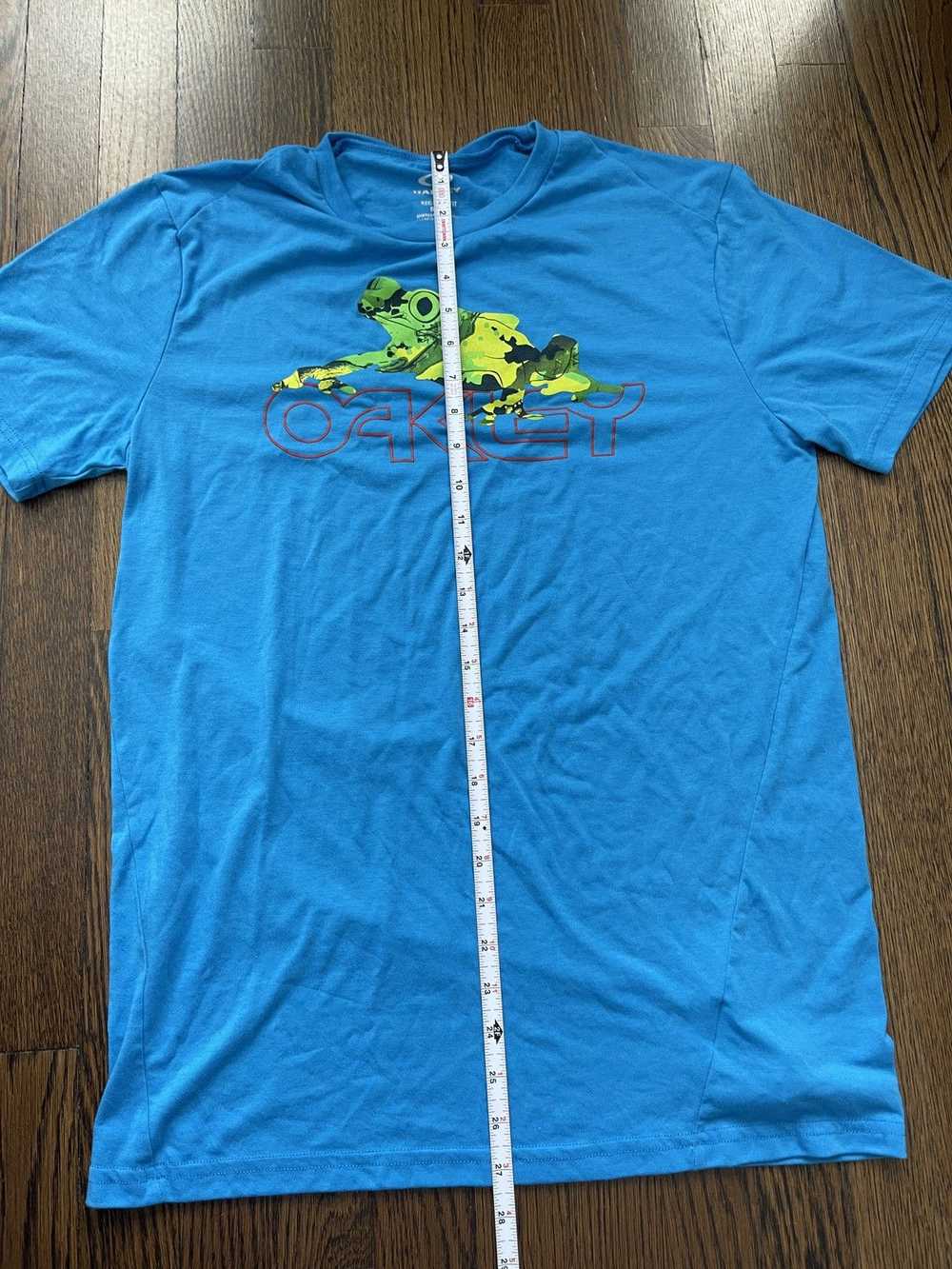 Oakley × Vintage Vintage Oakley Frog Shirt Size M… - image 5