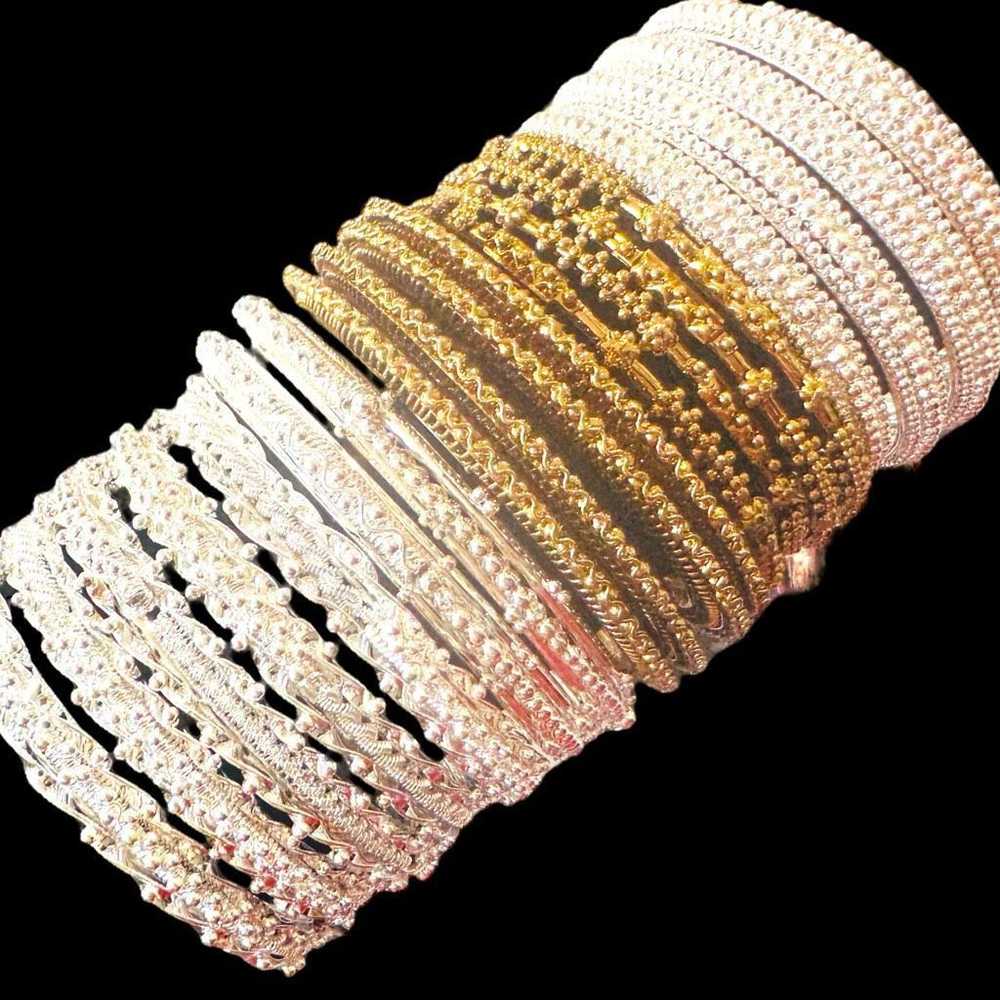 Jewelry BULK LOT SILVER & GOLD TONE BANGLE BRACEL… - image 4