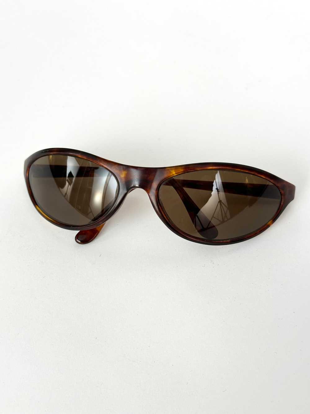 Romeo Gigli Tortoise Shield Sunglasses - image 2