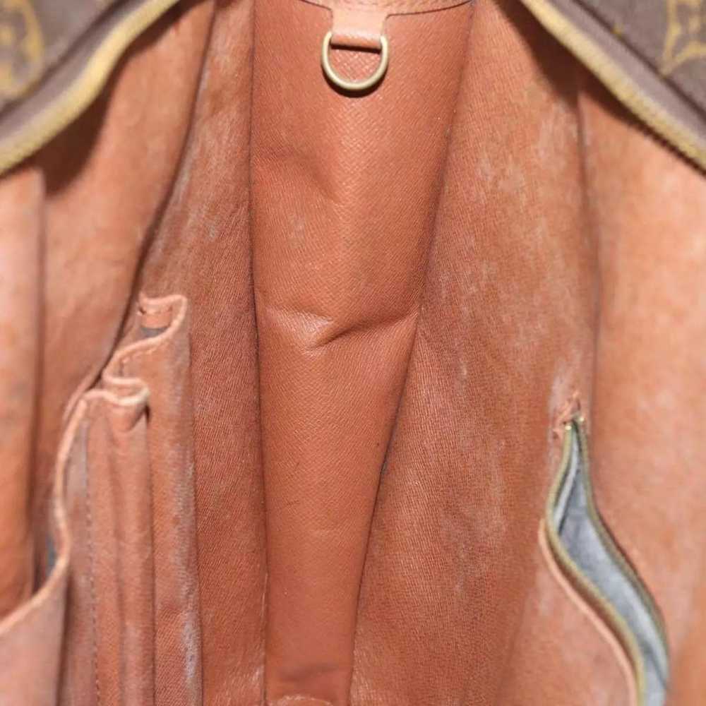 Louis Vuitton Leather tote - image 3