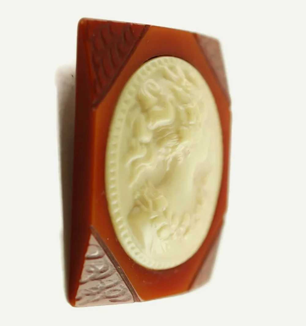 Vintage Bakelite Brooch Pin with Celluloid Cameo - image 4