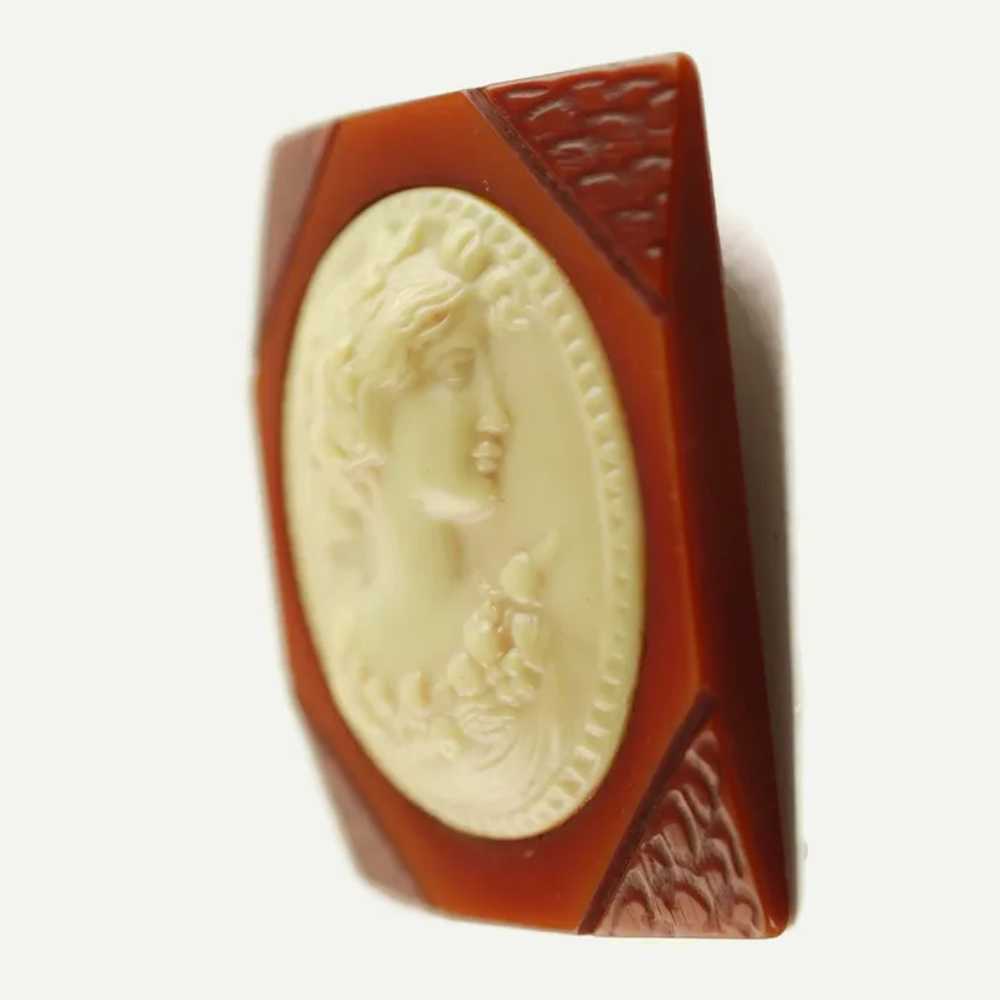 Vintage Bakelite Brooch Pin with Celluloid Cameo - image 6