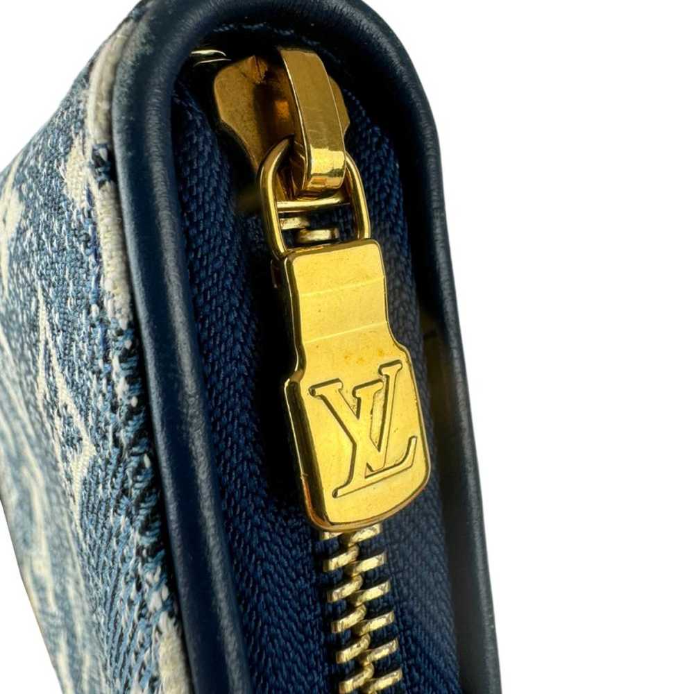 Louis Vuitton Zippy cloth purse - image 7