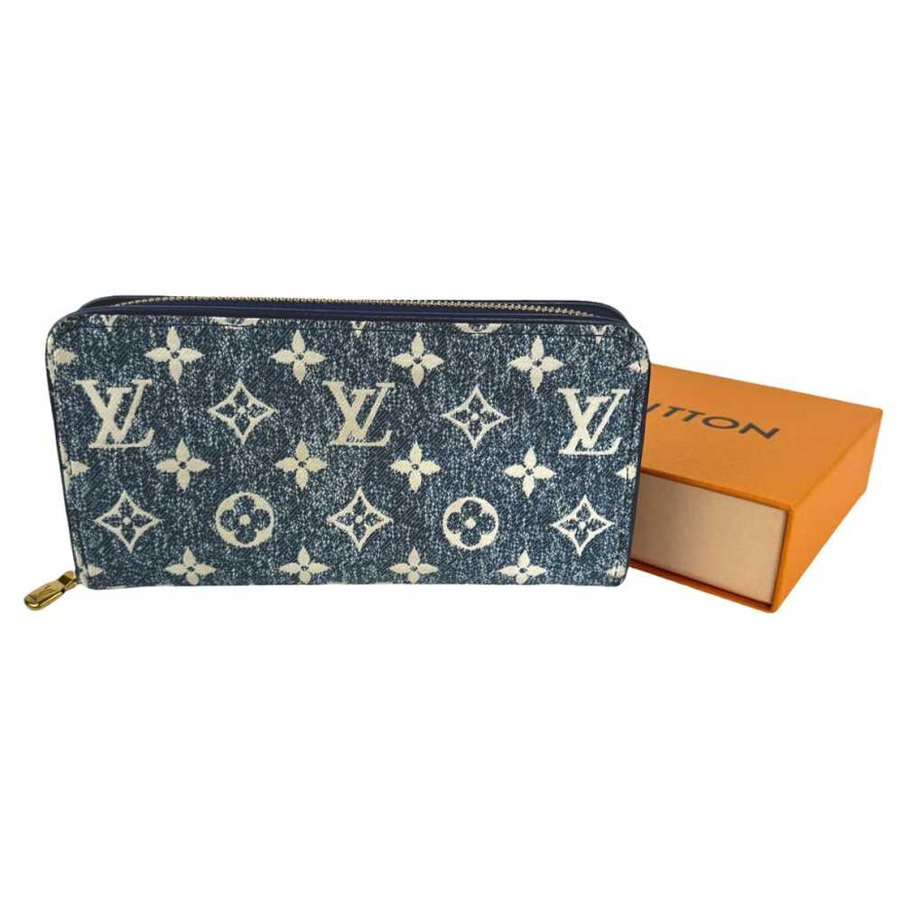 Louis Vuitton Zippy cloth purse - image 9